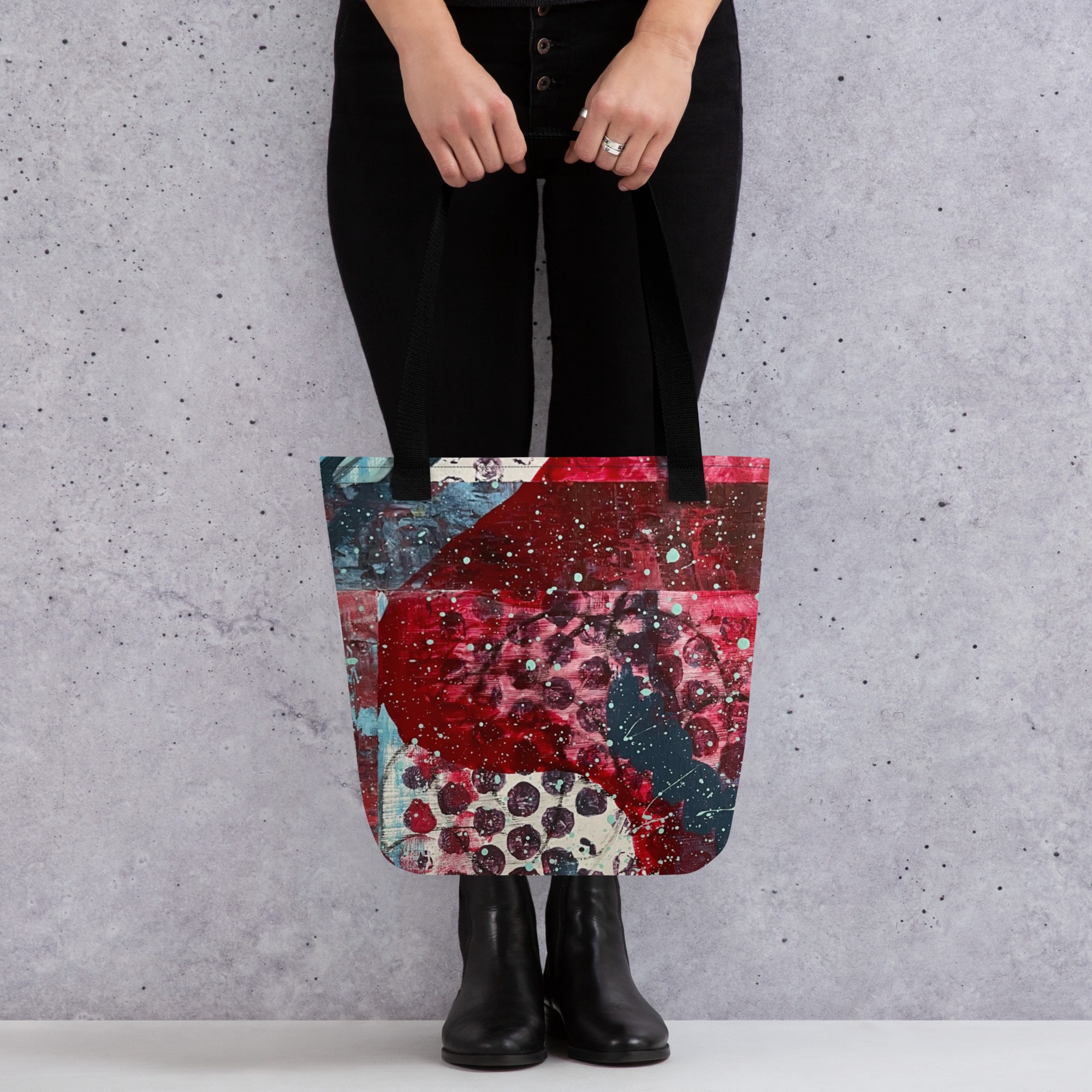 All-Over Print TOTE Focussing3 - Image 5